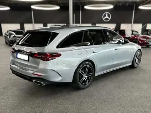 Mercedes-Benz E 200 E 200 d T 9G-TRONIC Edition AMG Line