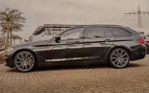 BMW 530 530d xDrive Touring Aut. Sport Line