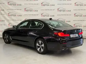 BMW 520 d FACELIFT NAVI/LED/360KAM/PDC/SHZ/17/1.HAND Bild 3