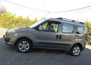 Opel Combo Bild 2