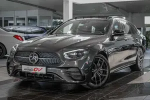 Mercedes-Benz E 200 4M*AMG*Night*360*Head*Softclose*Distr*Pano