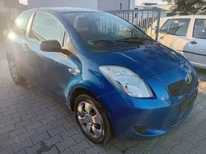 Toyota Yaris 1.0 HU  AU Neu! Bild 2