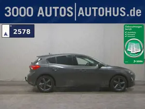 Ford Focus 1.5 EB Titanium Navi LED ACC AHK Shz PDC