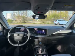 Opel Astra L ST Elegance 1.2 (130PS) RFK, SHZ, LED Bild 5