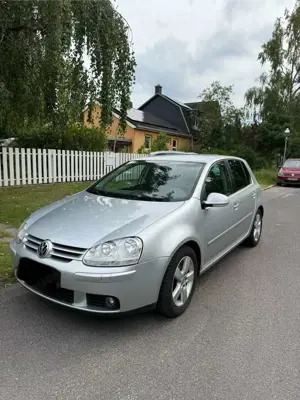 Volkswagen Golf 1.6 FSI Automatik Comfortline