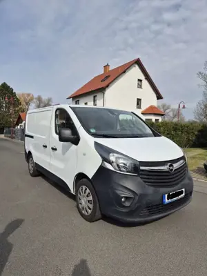 Opel Vivaro Campervan (2017) – Gemütlich, Scheckheftgepflegt,
