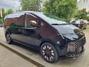 Hyundai STARIA STARIA 2.2 CRDi Allrad Signature