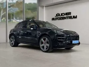 Porsche Macan Turbo Aut., Bose Soundsystem, Wenig KM