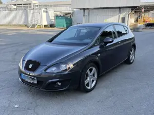 SEAT Leon Leon 1.6 TDI DPF DSG Style