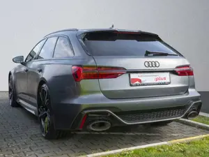 Audi RS6 Avant 4.0 TFSI quattro Sportabgas/Pano/HD Matrix/Optikpaket Carbon Bild 4
