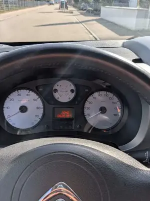 Citroen Berlingo Multispace PureTech 110 90 Jahre