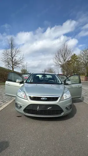Ford Focus Focus 1.6 16V Silver Magic
