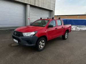 Toyota Hilux 2.4D-4D Double Cab Duty 4x4 rot foliert!