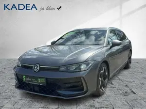 Volkswagen Passat Variant 2.0 TDI R-Line Autom ACC+LED+NAVI Bild 2