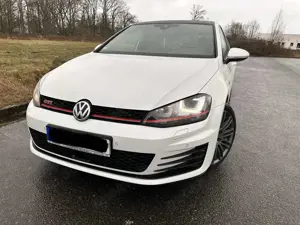 Volkswagen Golf GTI (BlueMotion Technology) DSG