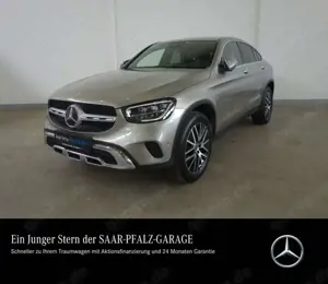 Mercedes-Benz GLC 300 GLC 300e 4M Coupé CARPLAY*R-KAM*PANO*HUD*LED*DAB