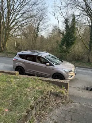 Ford Kuga 1.5 EcoBoost 4x4 Aut. Vignale