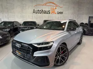 Audi Q8 50/TDI/quattro/S-line/PANO/LED/AHK/LUFTF/4-ZO