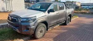 Toyota Hilux Invincible  4x4 Bugel Rollo AHK BJ 2026