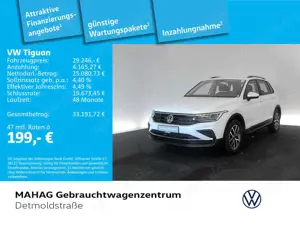 Volkswagen Tiguan Life 1.5 TSI DSG AHK LED Navi ParkPilot R
