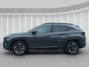 Hyundai TUCSON Trend 1.6 T-GDi DCT Navi*Klima*LED Bild 2
