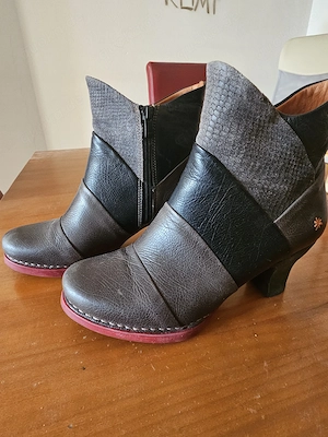 Damen Lederstiefel