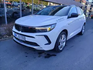 Opel Grandland 1.5 D Automatik Elegance