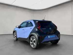 Toyota Aygo X X 1,5 Hybrid Teamplayer, Sitzheizung Bild 3