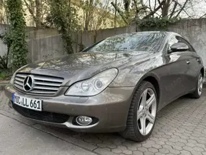 Mercedes-Benz CLS 350 Navi Klimaaut. Leder Luftfahrwerk Sitzbl PDC