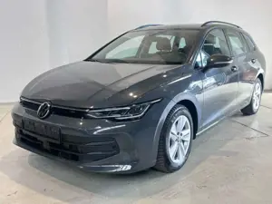 Volkswagen Golf VIII Variant 1.5 Life *Anhängerkupplung*