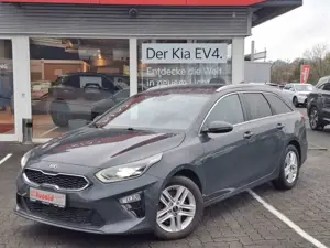 Kia Ceed SW / cee'd SW Cee'd Sportswagon Spirit CRDi NAVIGATION