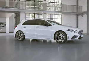 Mercedes-Benz A 180 AMG+MBUX+Night+Ambiente+CarPlay+KAMERA+AUT Bild 5