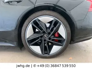 Audi RS e-tron GT LASER|360°|MASSAGE|HUD|NACHTSICHT Bild 5