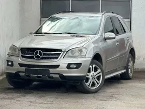 Mercedes-Benz ML 320 CDI 4Matic*XENON*NAVI*TEMPO*SHZ*AHK*