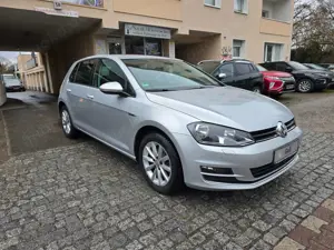 Volkswagen Golf Lounge BMT/2.Hand/Scheckheft/62.607Km/Tempomat/SH