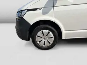 Volkswagen T6.1 Kombi KR 2,0TDI 110kW DSG APP 2xKLIMA 9-SIT Bild 5