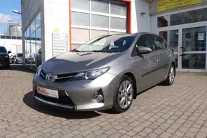 Toyota Auris 1,8l Hybrid Edition Xenon 3Jahre Garantie