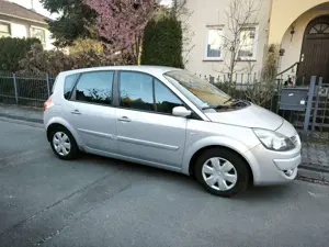 Renault Scenic 1.6 Benziner TÜV Neu