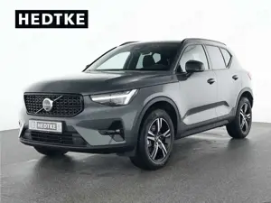 Volvo XC40 27% NACHLASS AUF UPE! XC40 B4 Plus Black Edition