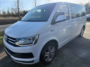 Volkswagen T6 Multivan STHZ*ACC*KAMERA*BETT*AHK*TISCH*2HAND