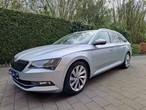 Skoda Superb Combi 2.0 TSI 4x4 DSG Style