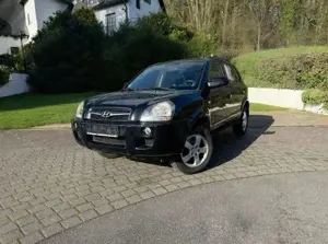 Hyundai TUCSON 2.0 GLS (2WD)*TÜVServiceNEU*VOLL-Leder*KLimaAu