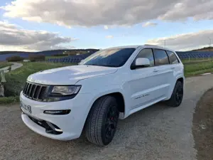 Jeep Grand Cherokee SRT