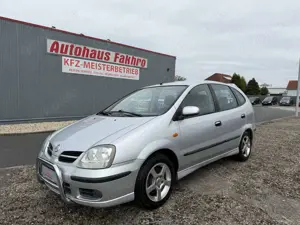 Nissan Almera Tino Basis 1.8 Benzin