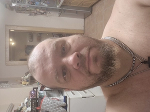 Hallo Ich suche eine Fickfreundin aus der Nähe Hoyerswerda 