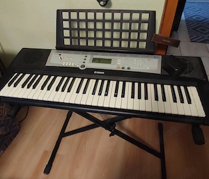 Yamaha Keyboard zu verkaufen 