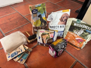 Hunde Nass Trocken futter & zubrhör 