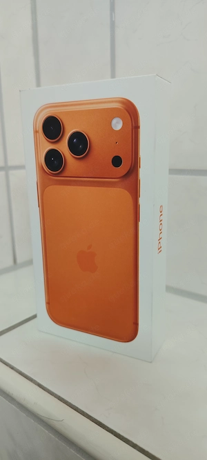 iPhone 17 Pro 256 GB Cosmic Orange 