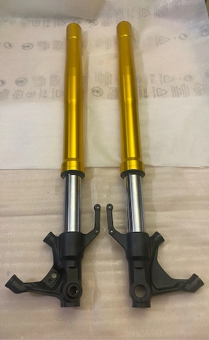Gabel Yamaha YZF R7 Bild 5