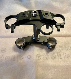 Gabelbrücke Yamaha Tracer 900,XSR900,MT09